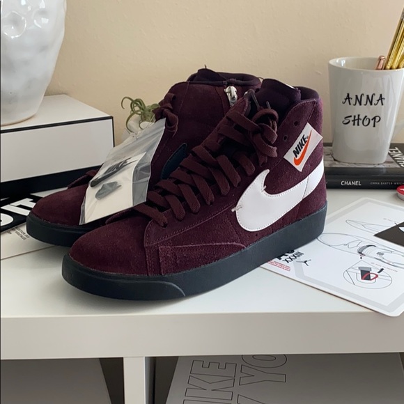 nike blazer burgundy